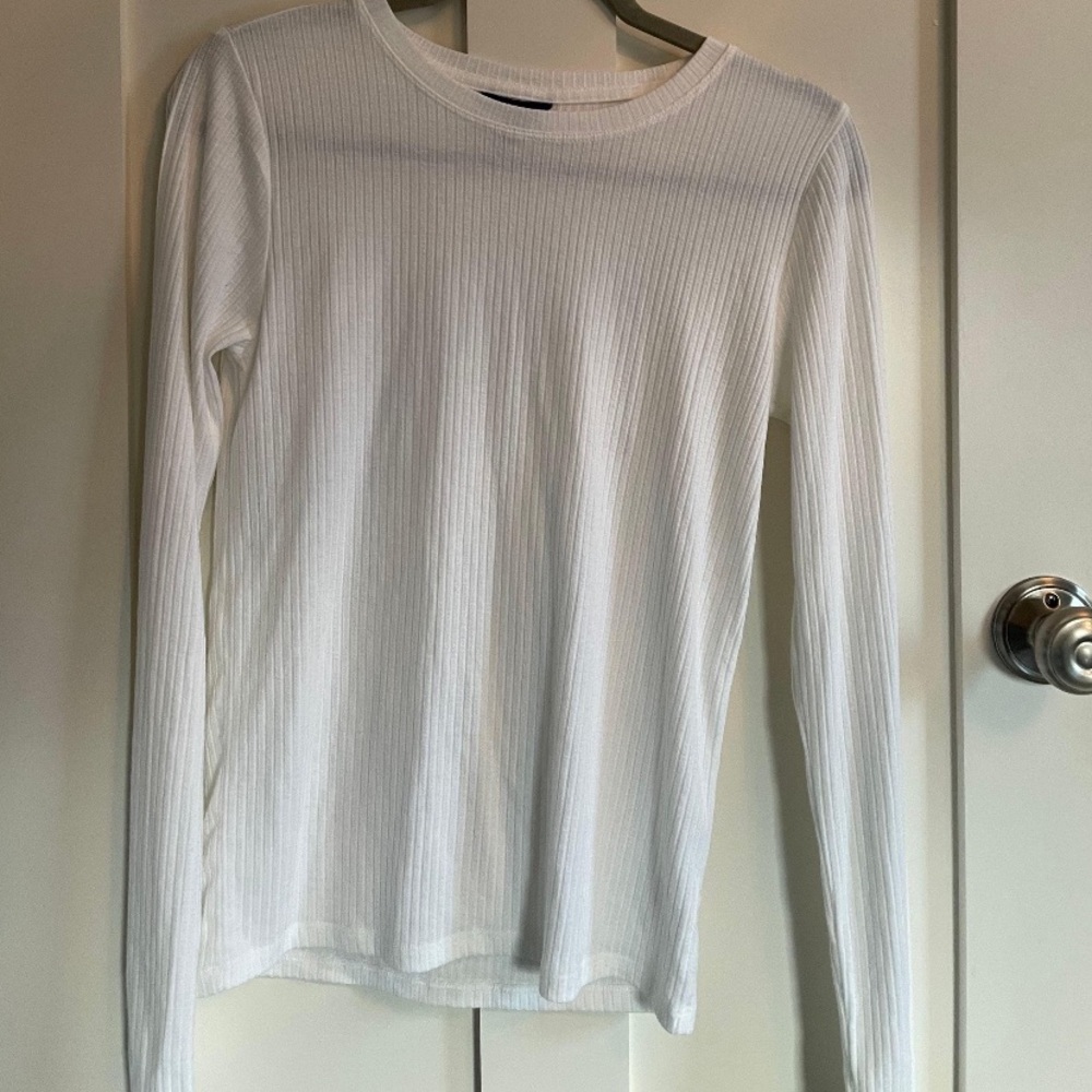 Long sleeve plain white shirt